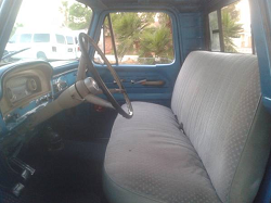 1965 FORD F100 PICK UP V8 4SPD RUNS EXC!! LOOKS GREAT A GOOD INVESTMEN - $4250 